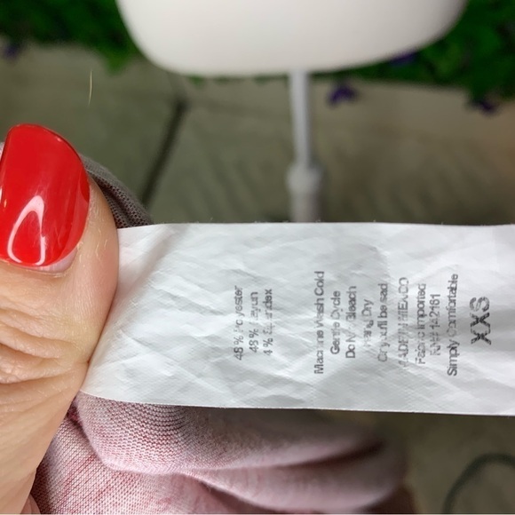 Lularoe Woman Size XXS Aztec Pattern High Low Peach Short Sleeve Shirt - Picture 8 of 8